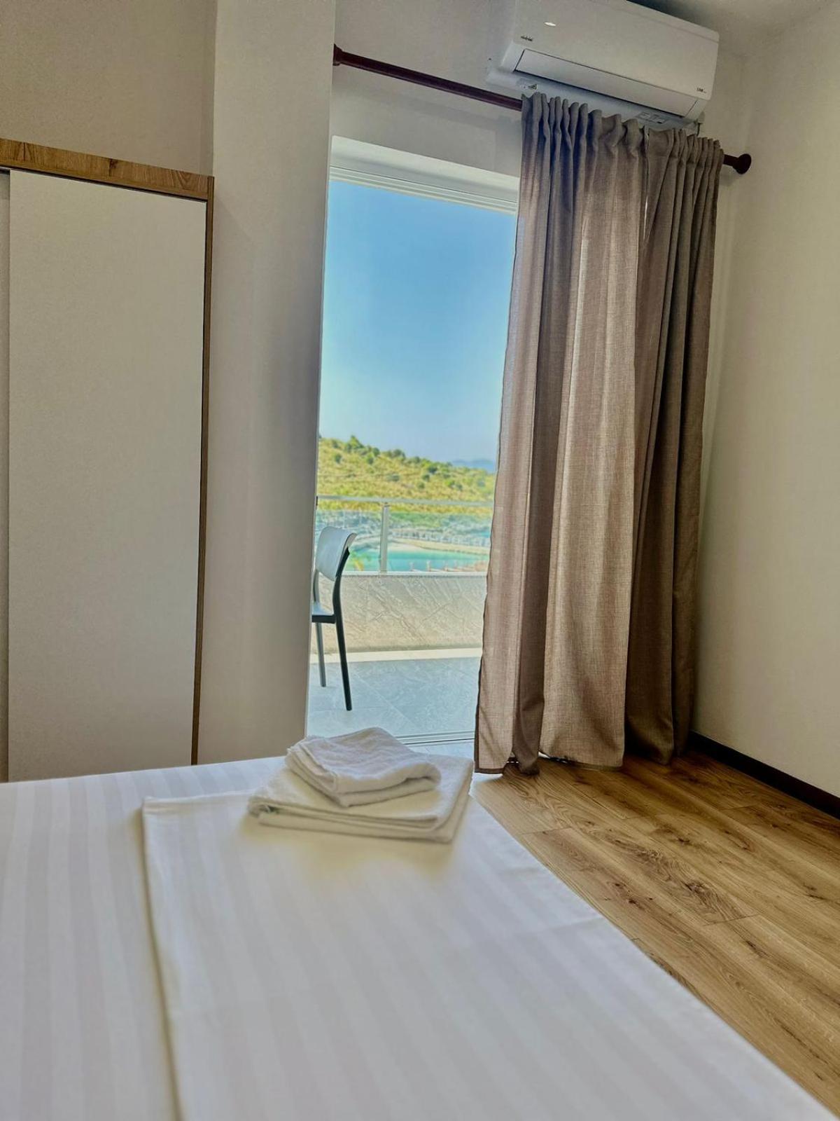 Apartaments Rraku Sarande Exterior photo