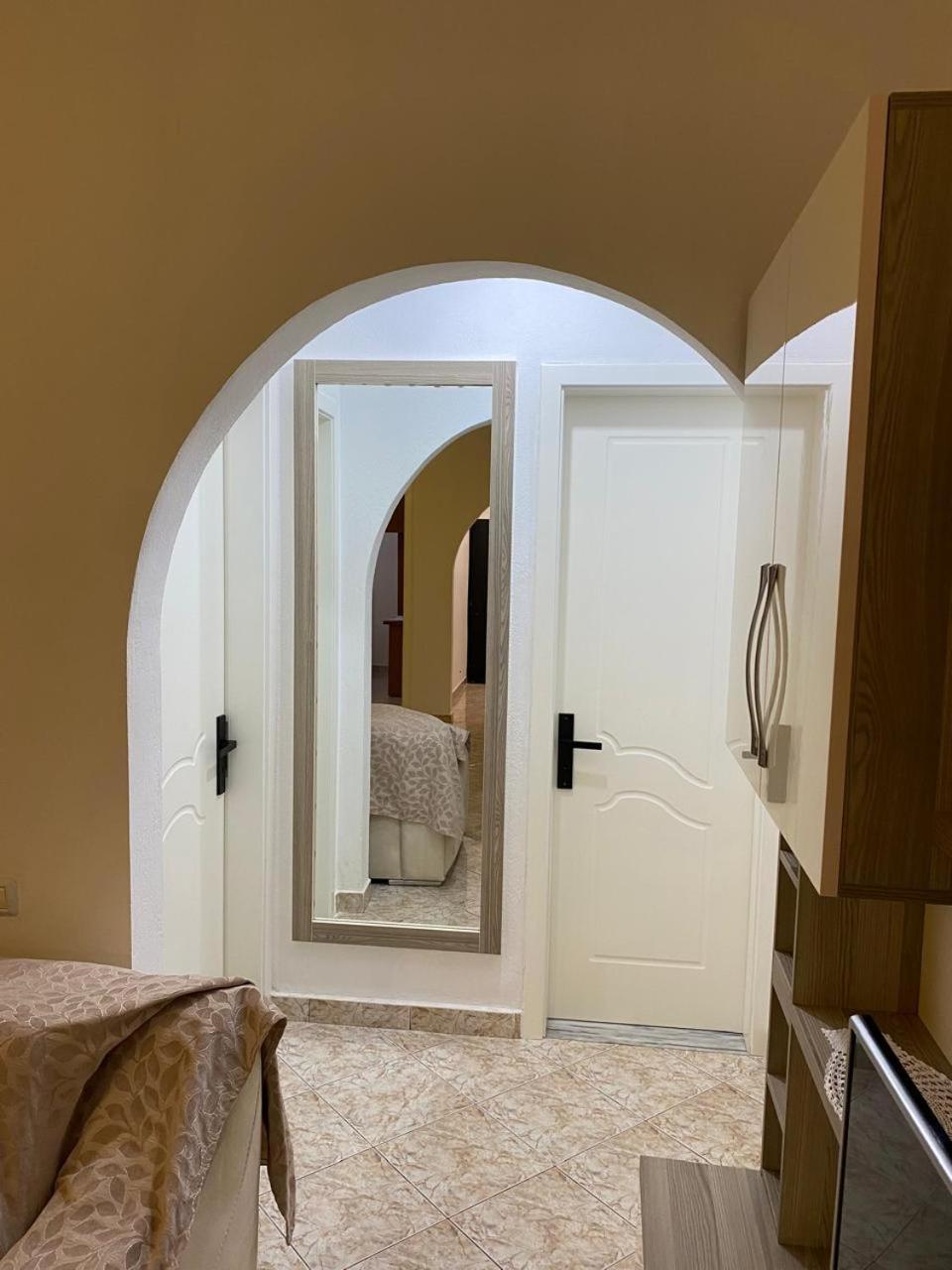 Apartaments Rraku Sarande Exterior photo