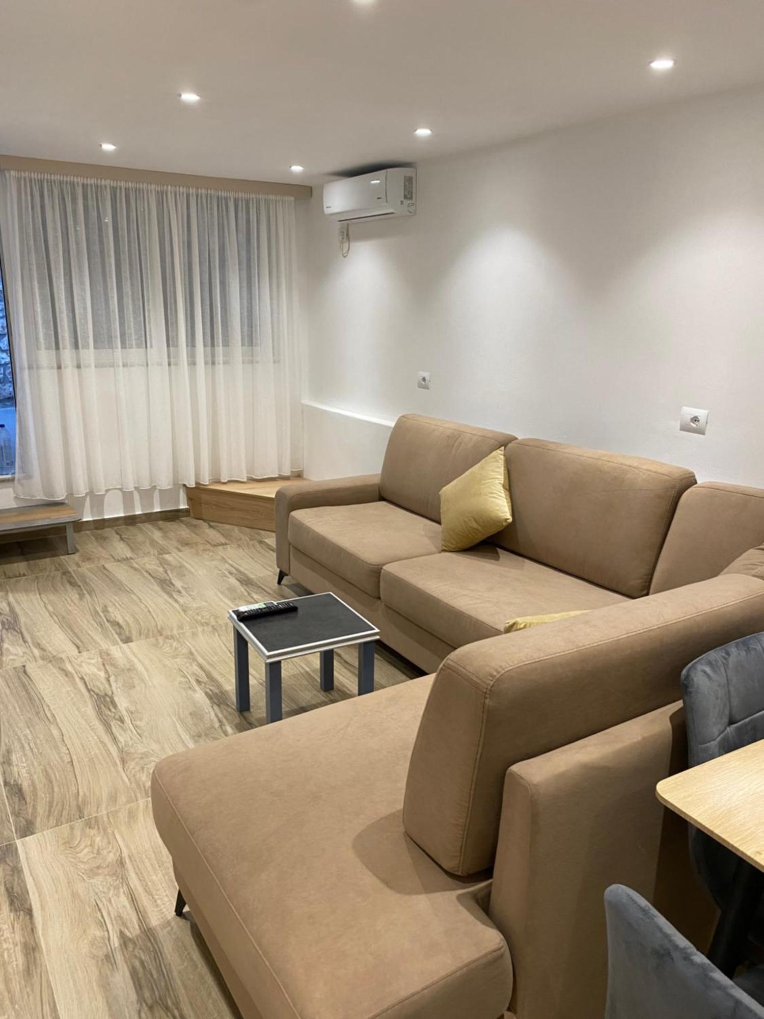 Apartaments Rraku Sarande Exterior photo